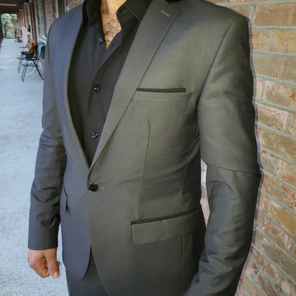 Men's Suit. - Picture 3 of 8